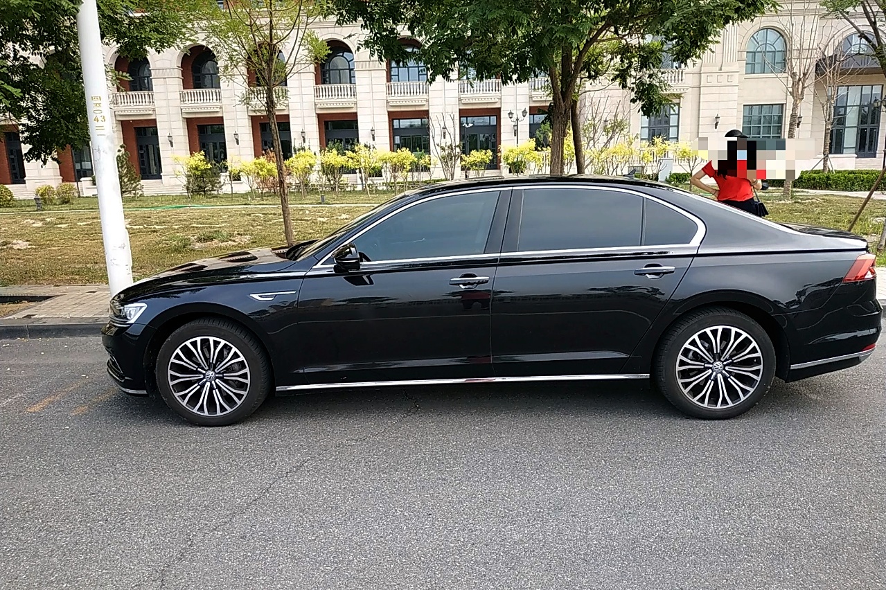 大众 辉昂 2018款 改款 380tsi 两驱商务版 车辆图片