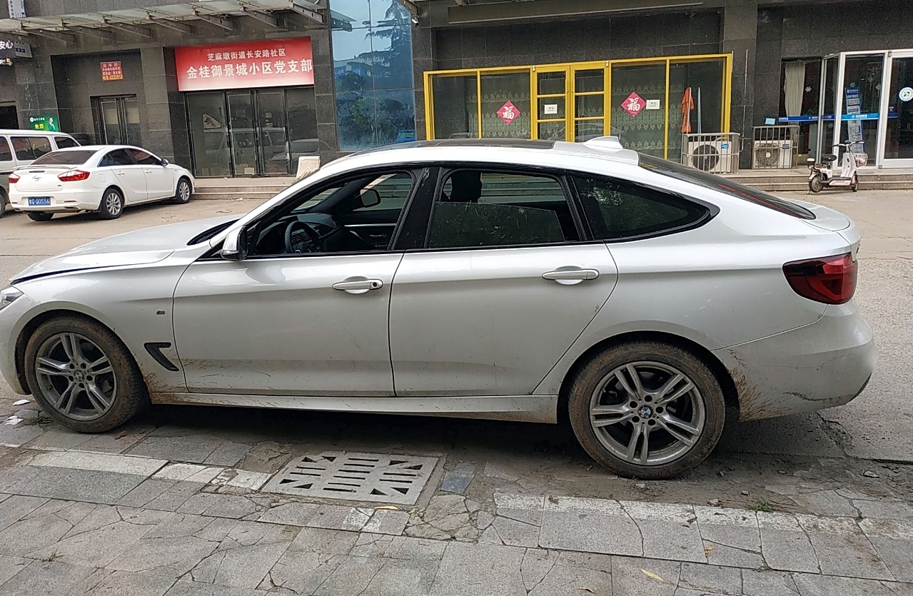 宝马3系gt 2019款 320i m运动套装(进口)