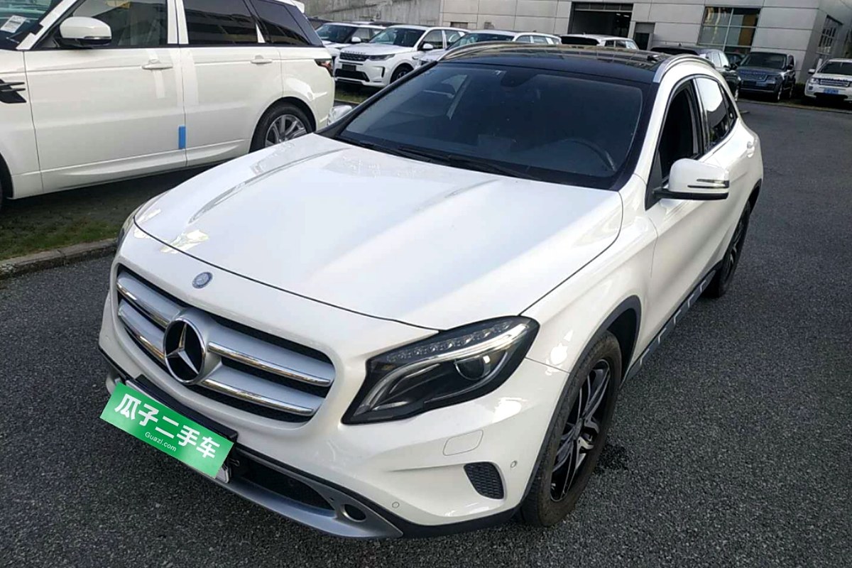 奔驰gla2002017款,奔驰cla2002017款 奔驰gla级 2015款 gla 200 时尚型 车辆图片