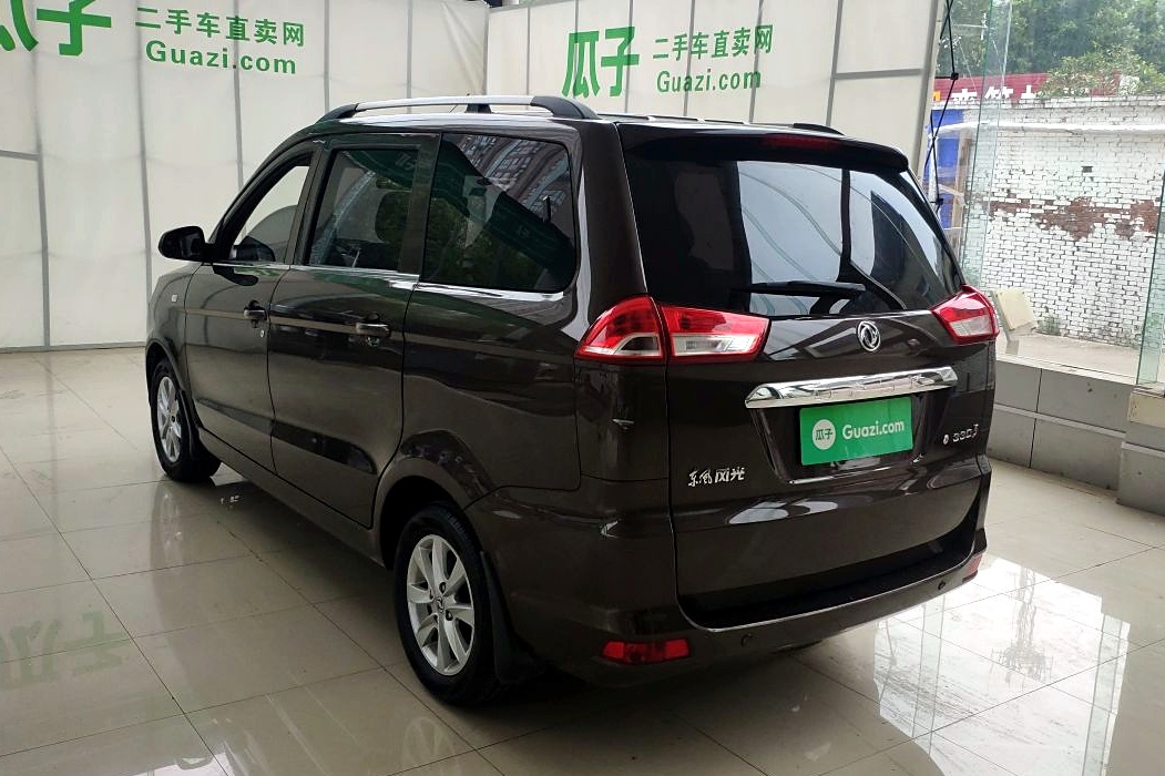 东风风光330 2018款 1.5l 330s 改款舒适型dk15