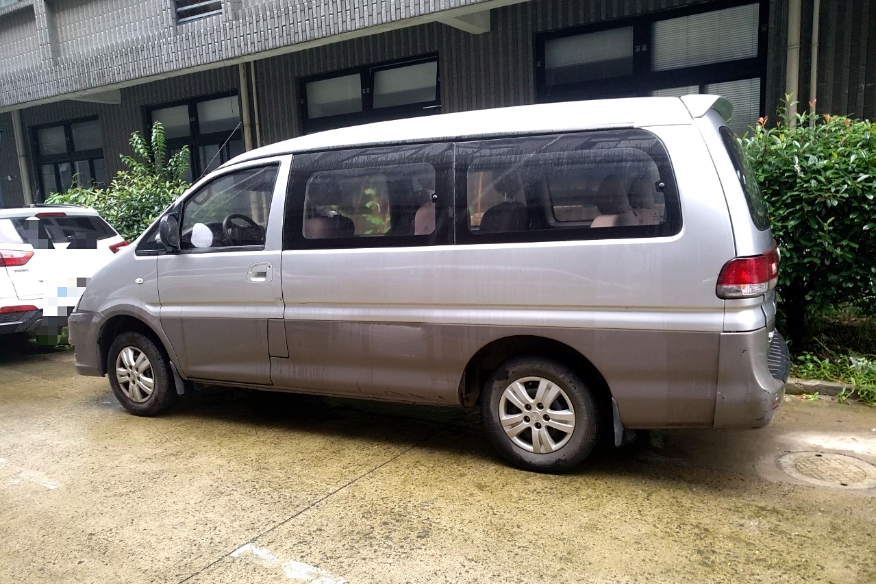 0l 7座长轴标准型二手车