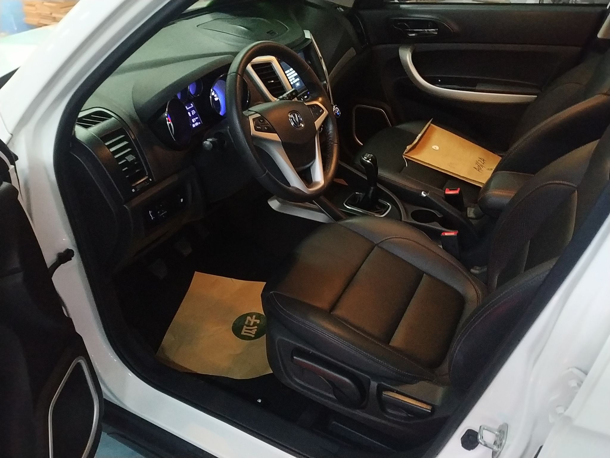 长安cs35 2016款 1.6l 手动豪华型 国v