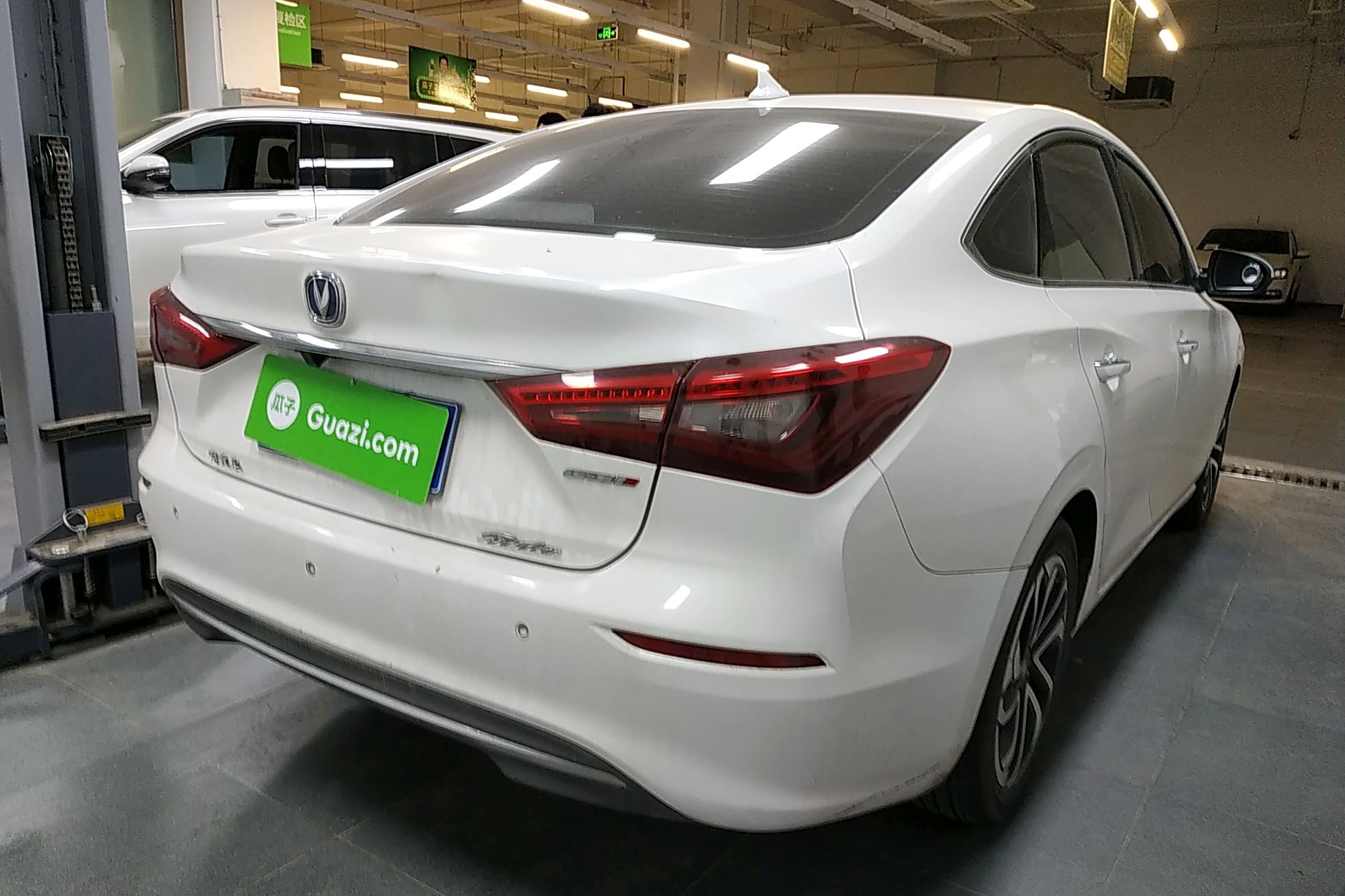 长安 逸动 2018款 1.6l gdi 自动领尚型