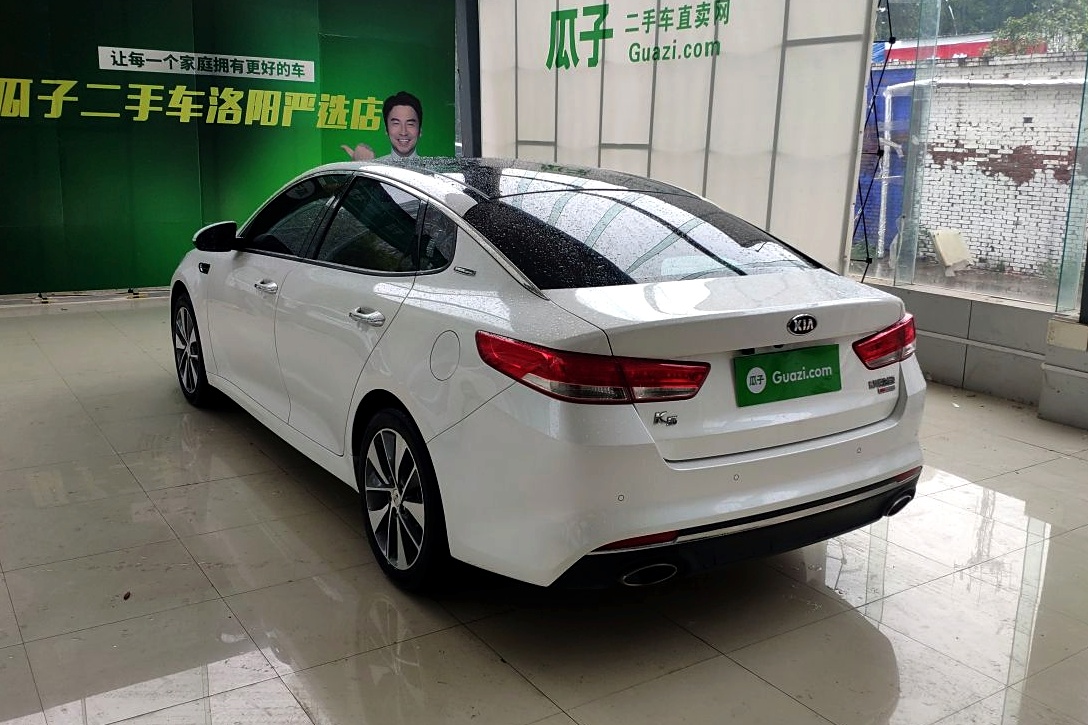 起亚k5 2017款 2.0l 自动15周年特别版lux