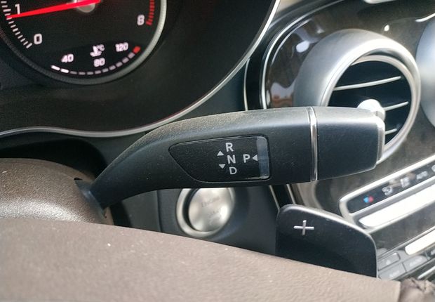 奔驰glc260l动感型,2021奔驰glc260l动感 奔驰glcglc260l2019款20t自动动感型国Ⅵ