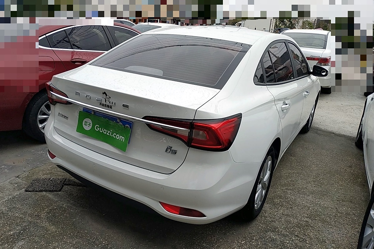 荣威i5 2019款 1.5l 自动4g互联朗越版