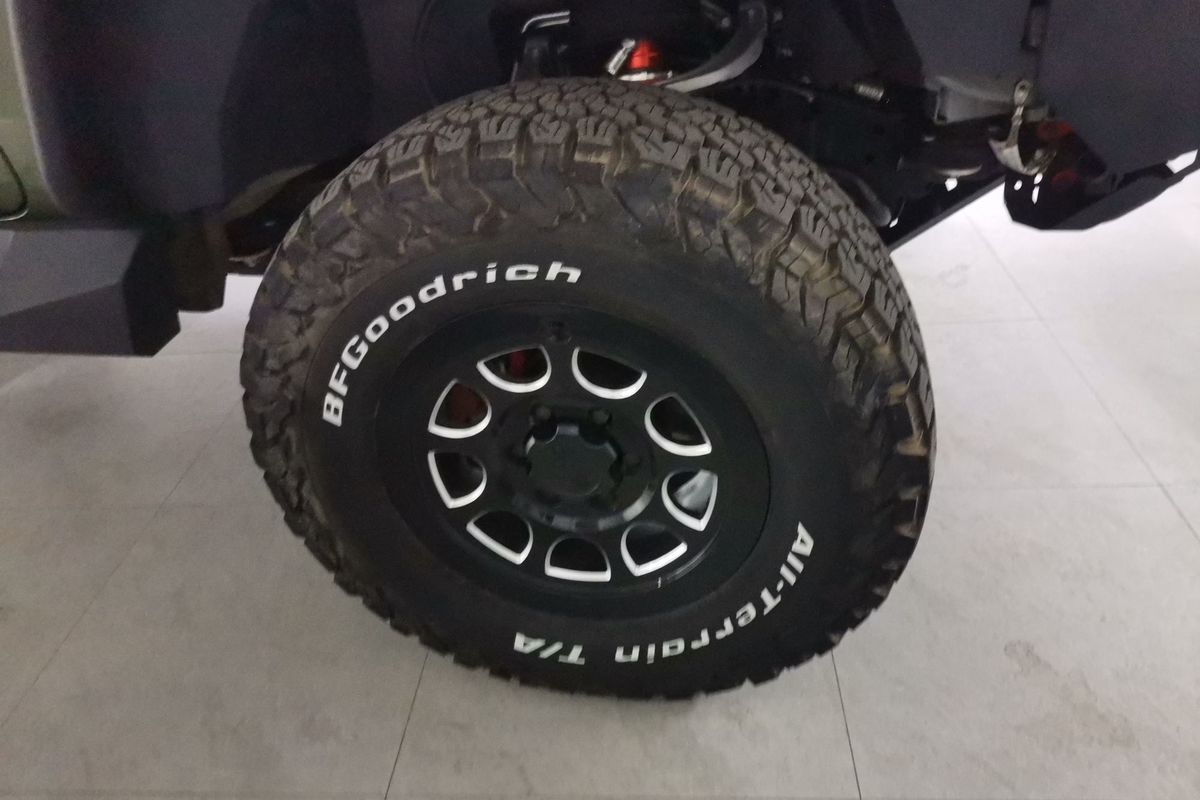 北京bj40plus2020款,北京bj40高清图片 北京bj40 2020款 plus 2.3t 自动四驱雨林穿越版