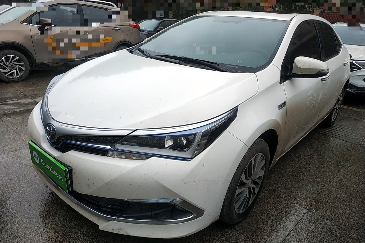 丰田 卡罗拉 2021款 双擎 1.8l e-cvt精英版