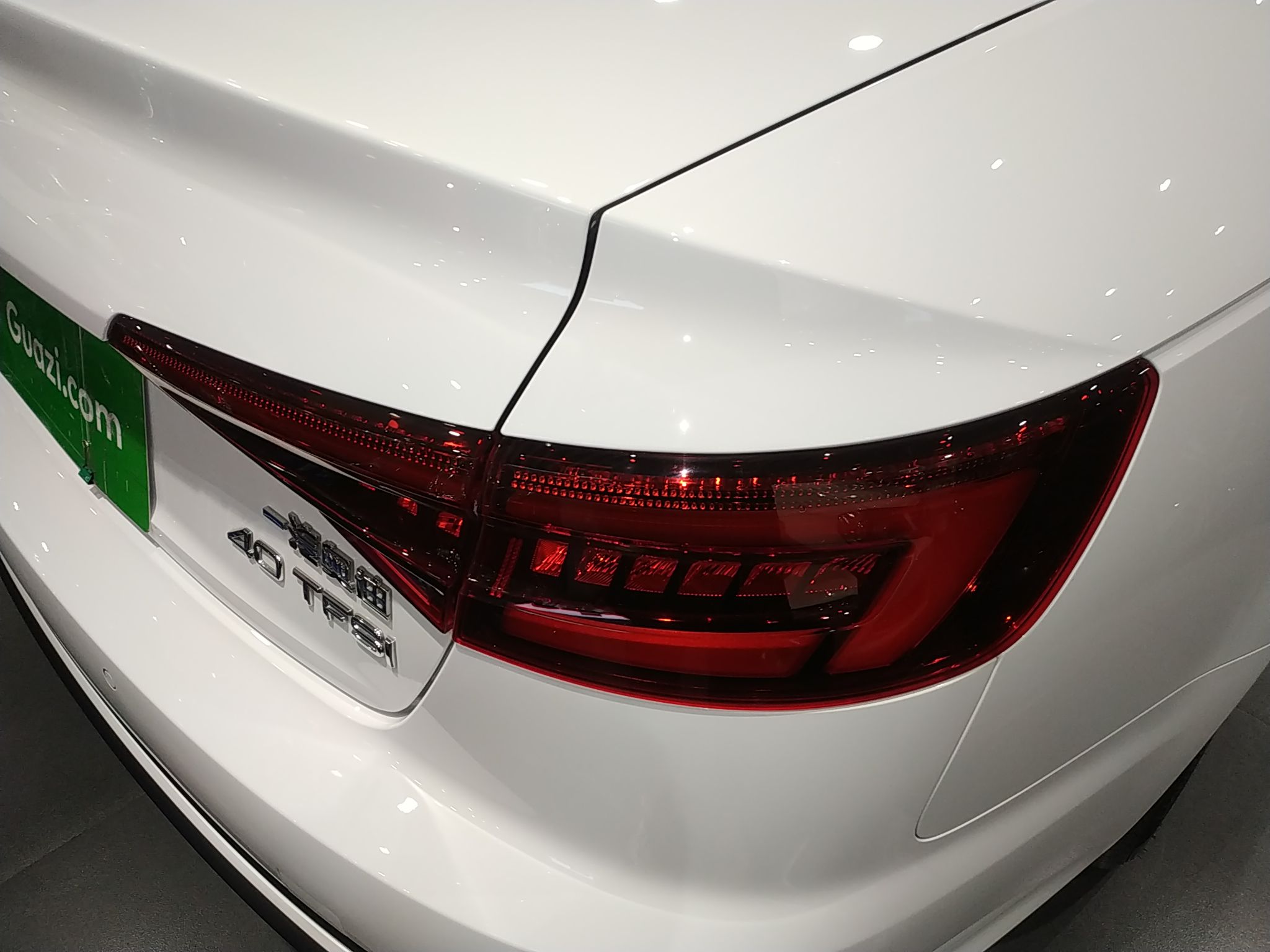 奥迪a4l 2019款 2.0t 自动 进取型(国)