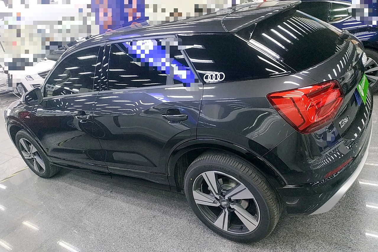 奥迪q2l 2021款 35 tfsi 时尚致雅型