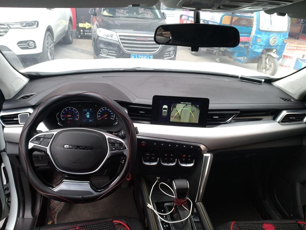 北京汽车智达x32019款15t自动荣耀版国Ⅵ