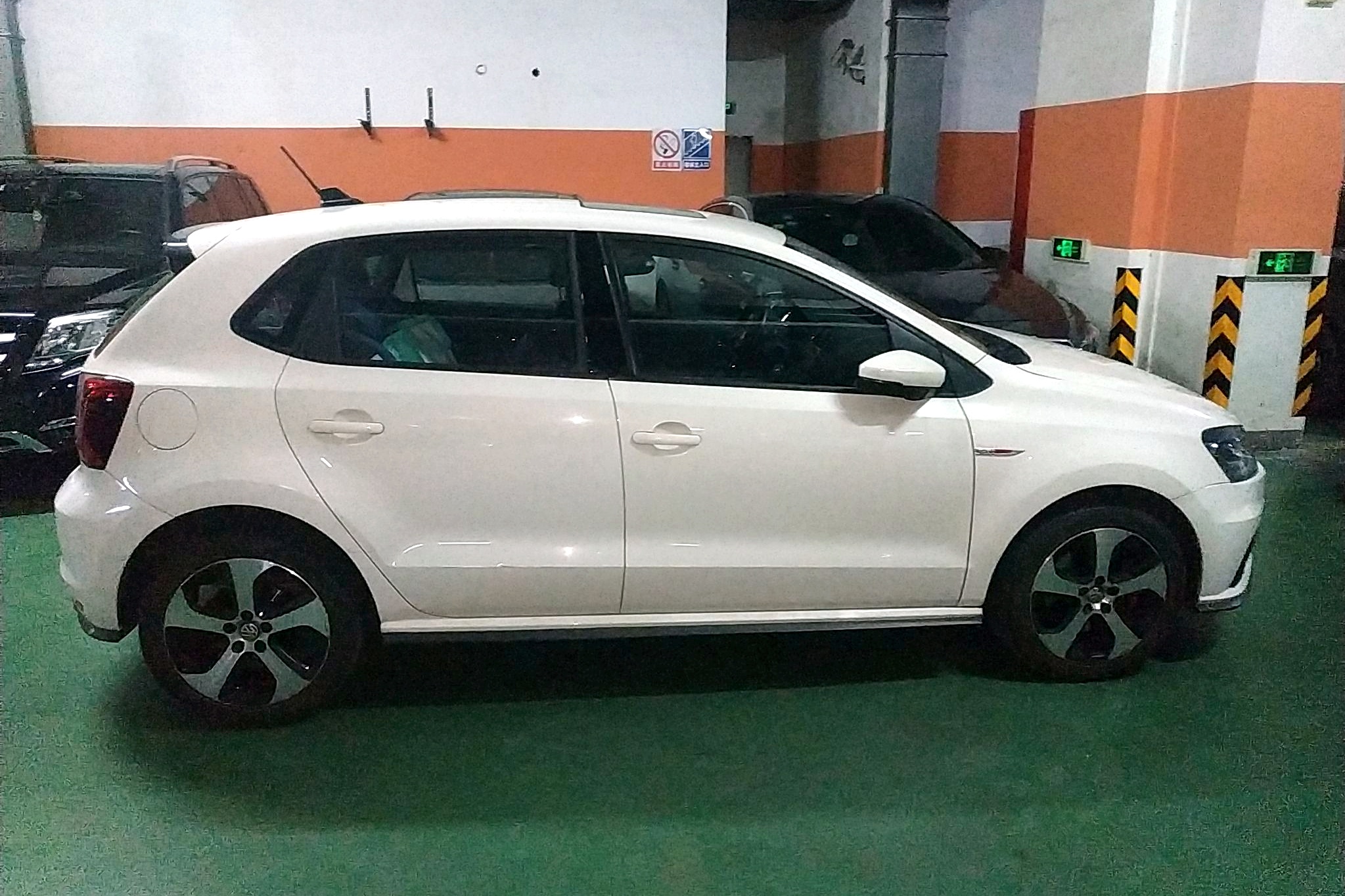 大众polo 2015款 1.4tsi gti