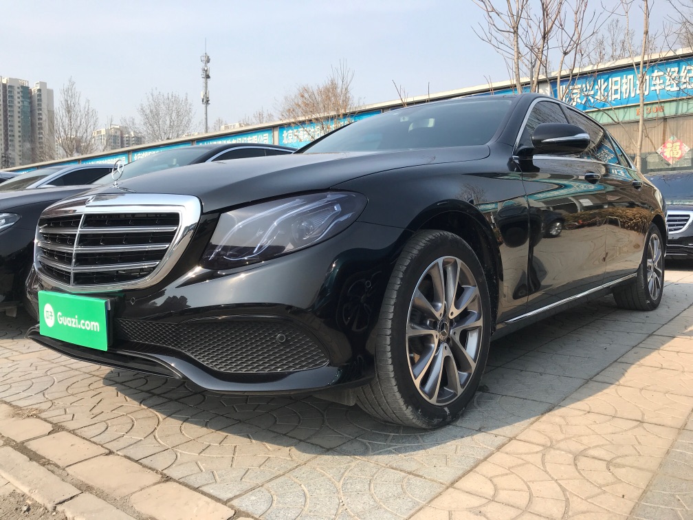 奔驰e级 2020款 e 260 l