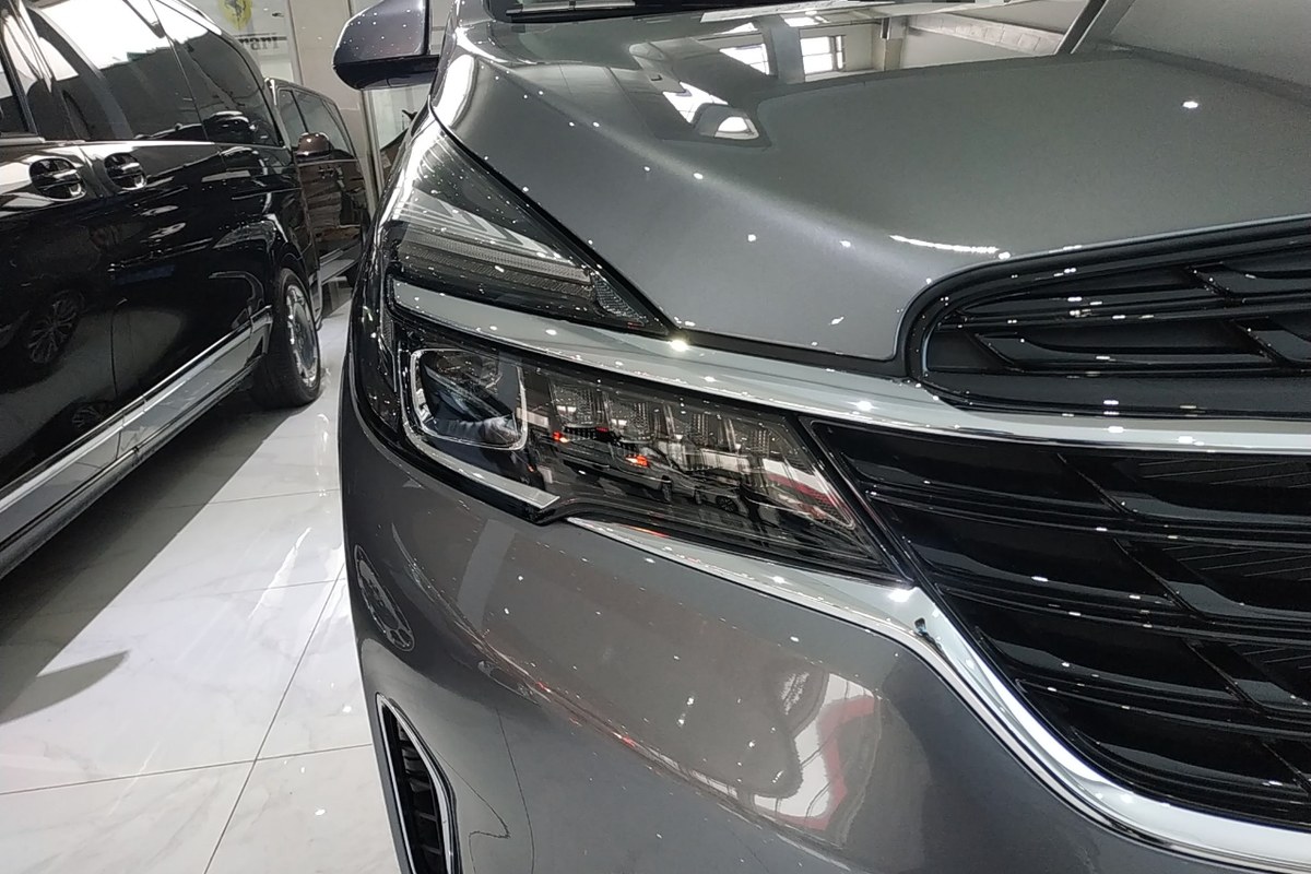 jl8es新款图片报价2021,gl8es新款图片 别克gl8 2021款 陆上公务舱 652t 豪华型
