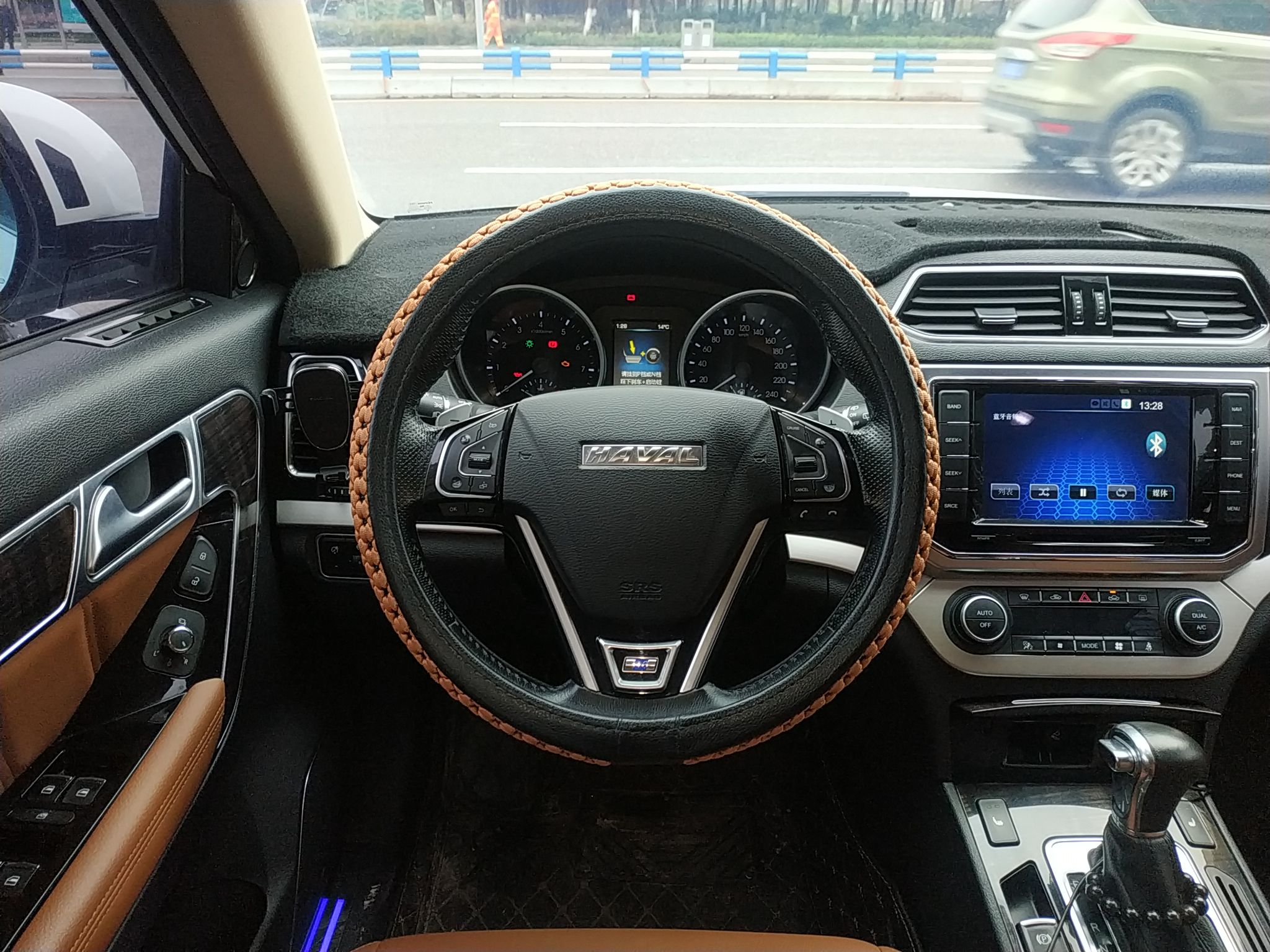 长城哈弗h6 coupe 蓝标 2015款 2.0t 自动 精英型 (国Ⅴ)