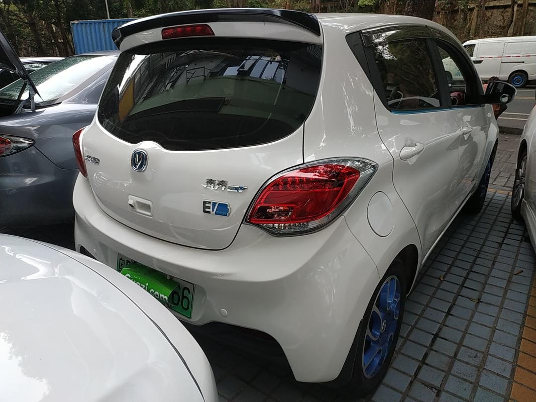 长安奔奔ev2019款自动ev360标准型纯电动