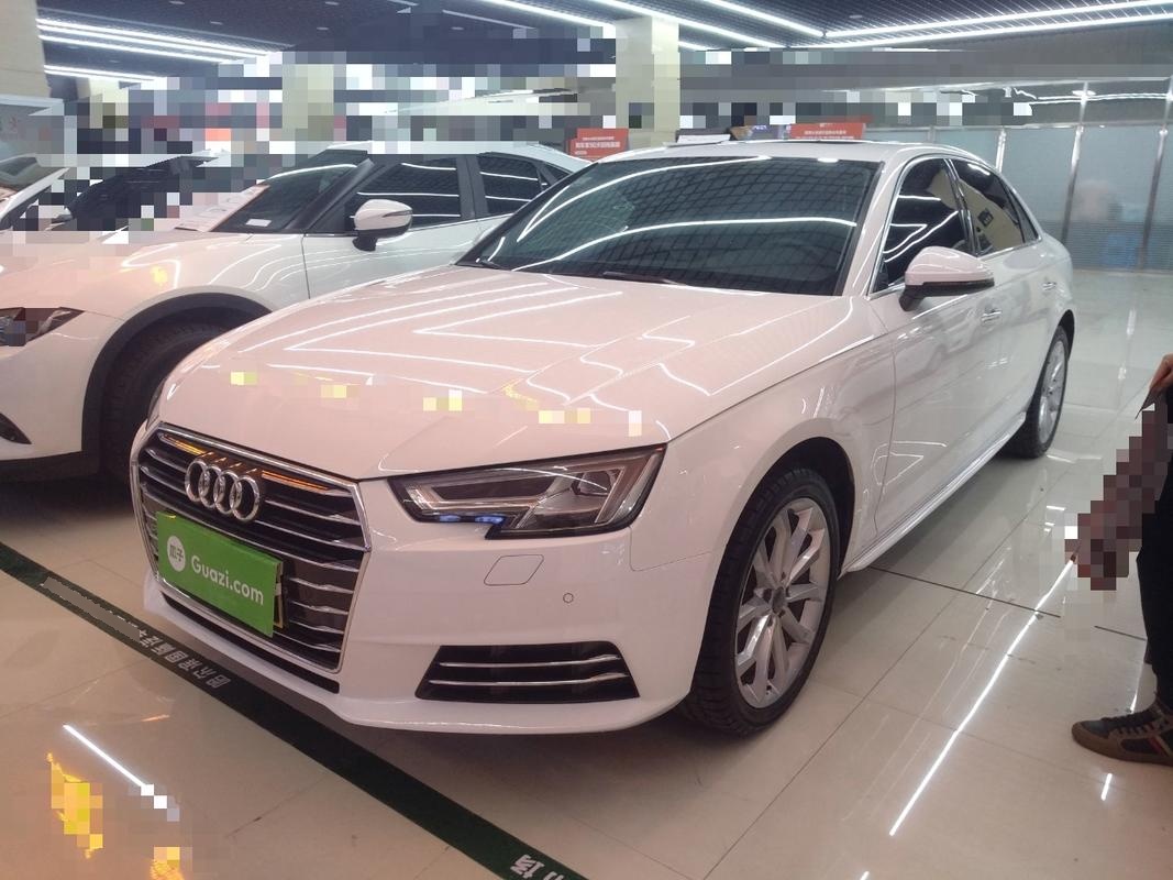 奥迪a4l 2017款 2.0t 自动 plus风尚型 (国Ⅴ)