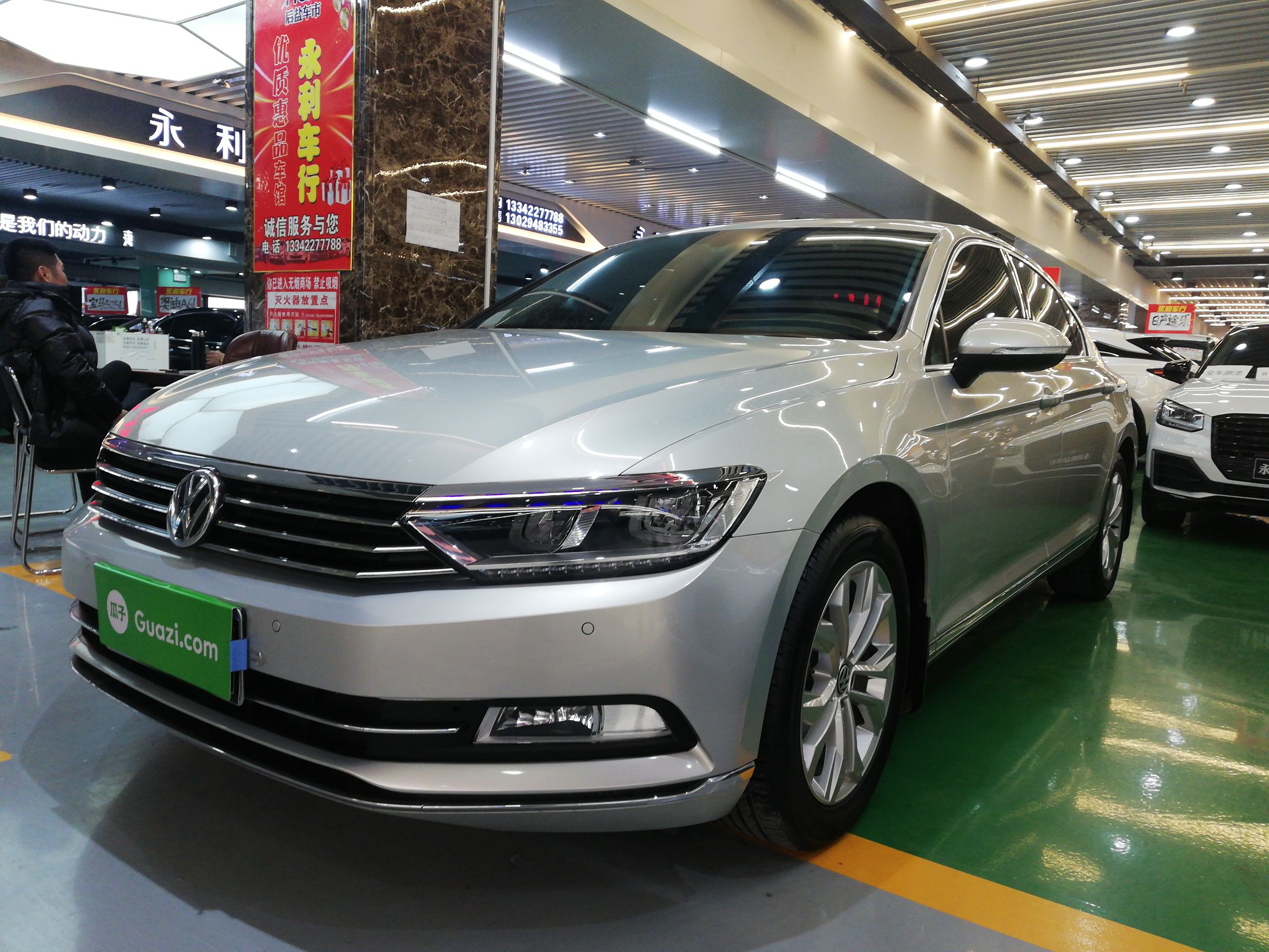 大众 迈腾 2019款 330tsi dsg 豪华型 国v