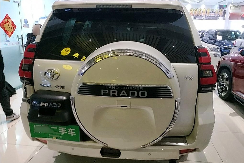 丰田 普拉多 2018款 3.5l 自动tx-l navi后挂备胎