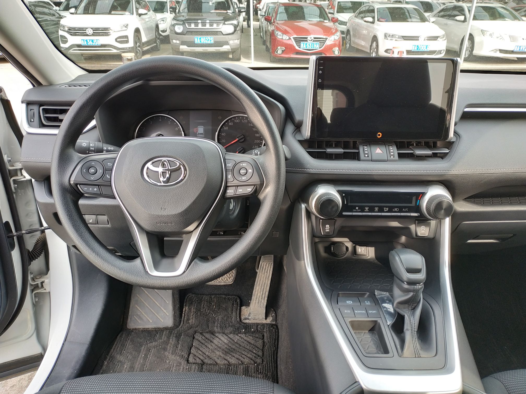 丰田rav4 2020款 2.0l cvt两驱都市版