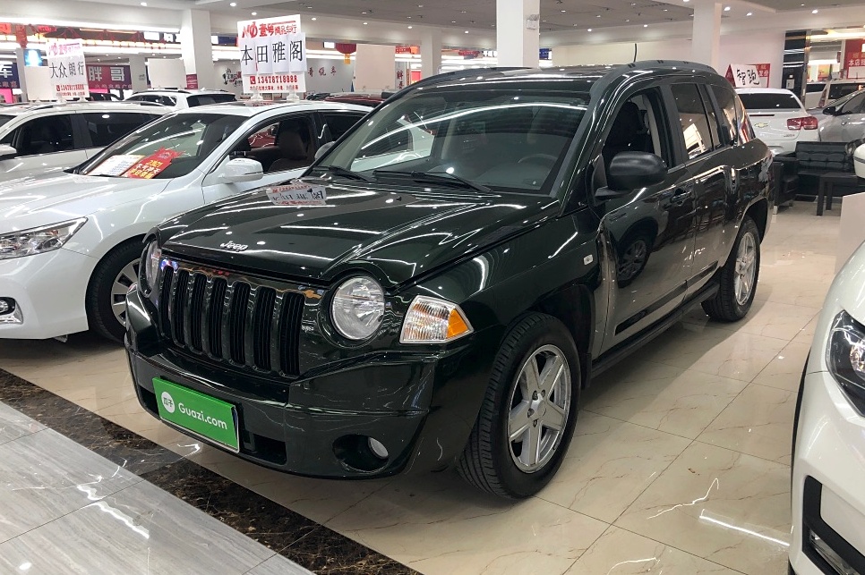 jeep 指南者 2010款 2.4l 四驱运动版(进口)