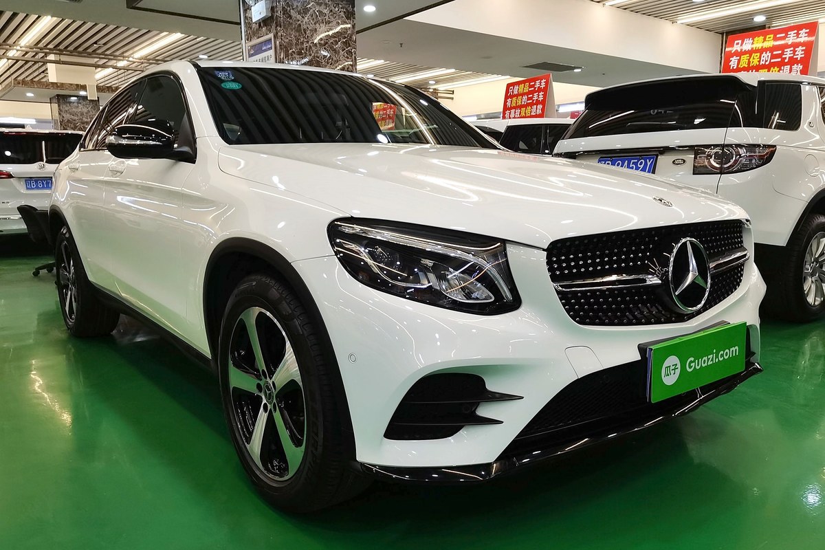 奔驰GLC200进口,奔驰glb200价位 奔驰glc级 2017款 glc 200 4matic 轿跑suv(进口) 基本信息