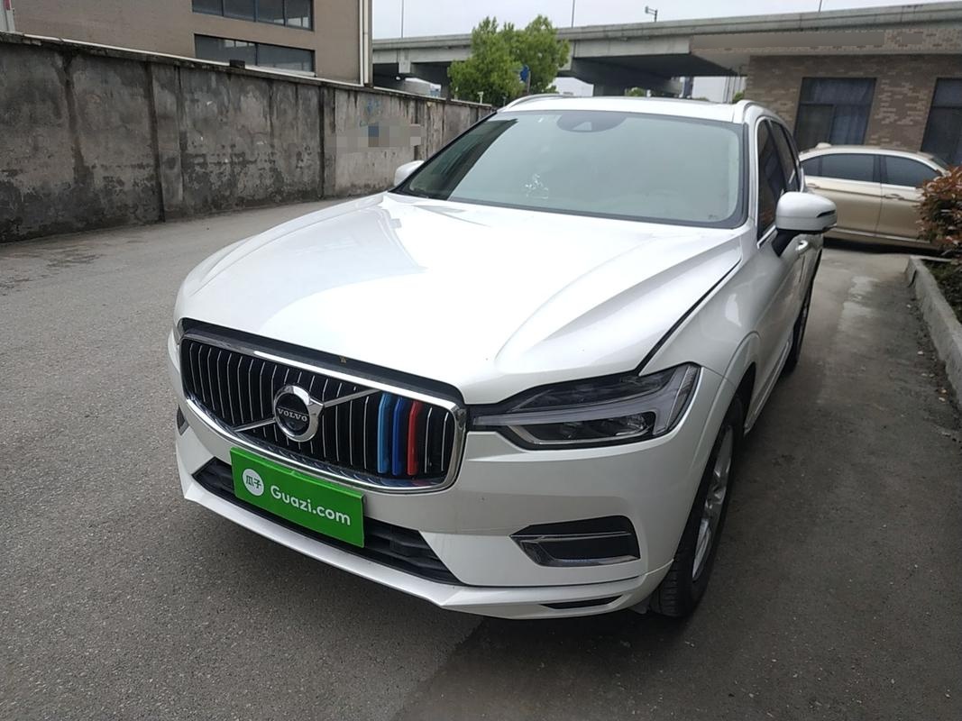 沃尔沃xc60 2020款 t5 四驱智逸豪华版