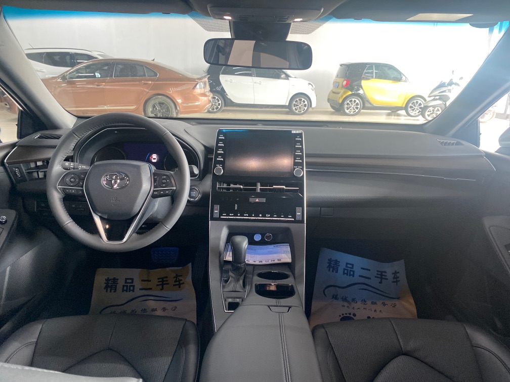 丰田 亚洲龙 2019款 2.0l xle尊享版