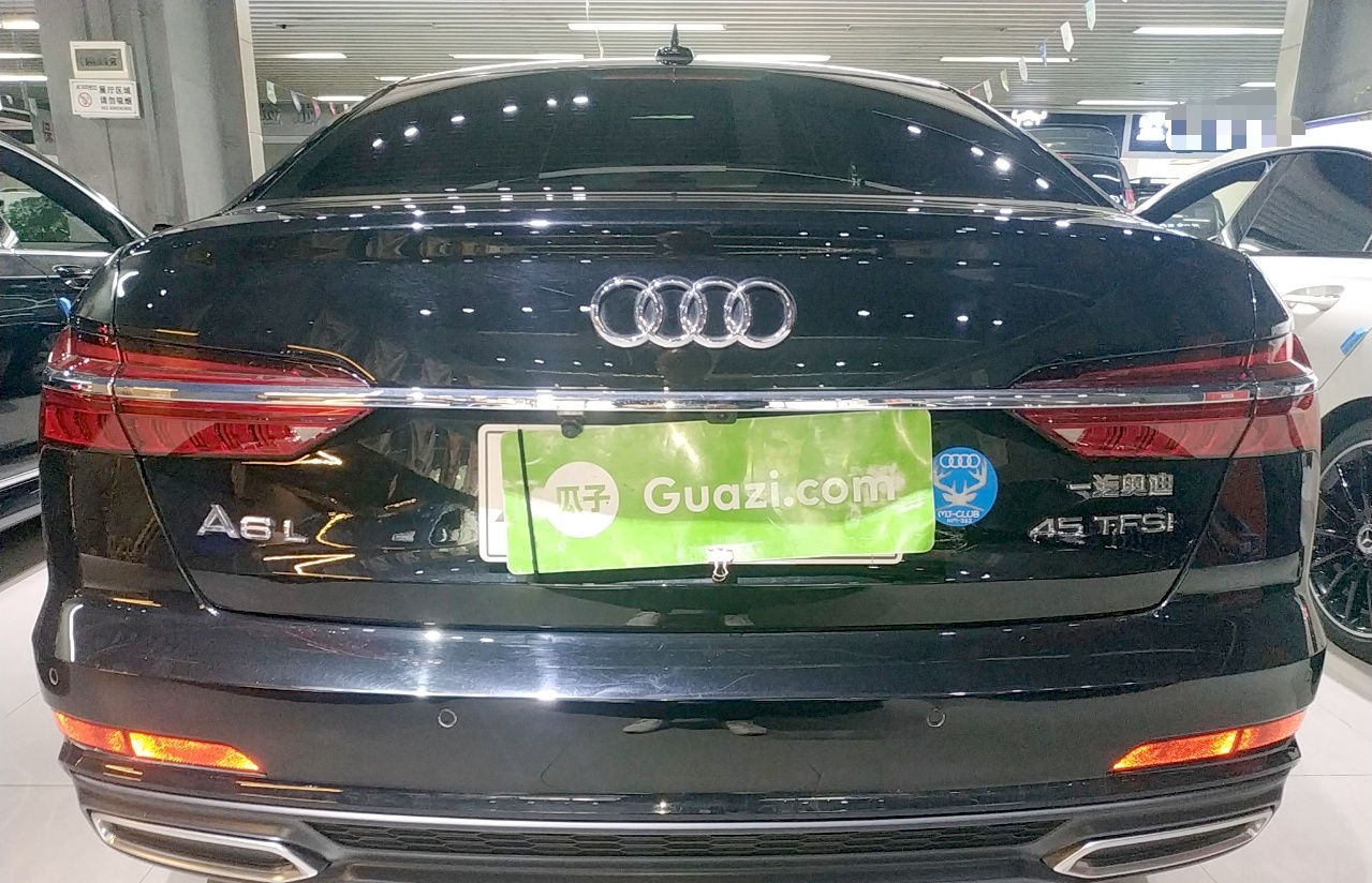 奥迪a6l 2020款 45 tfsi 臻选动感型