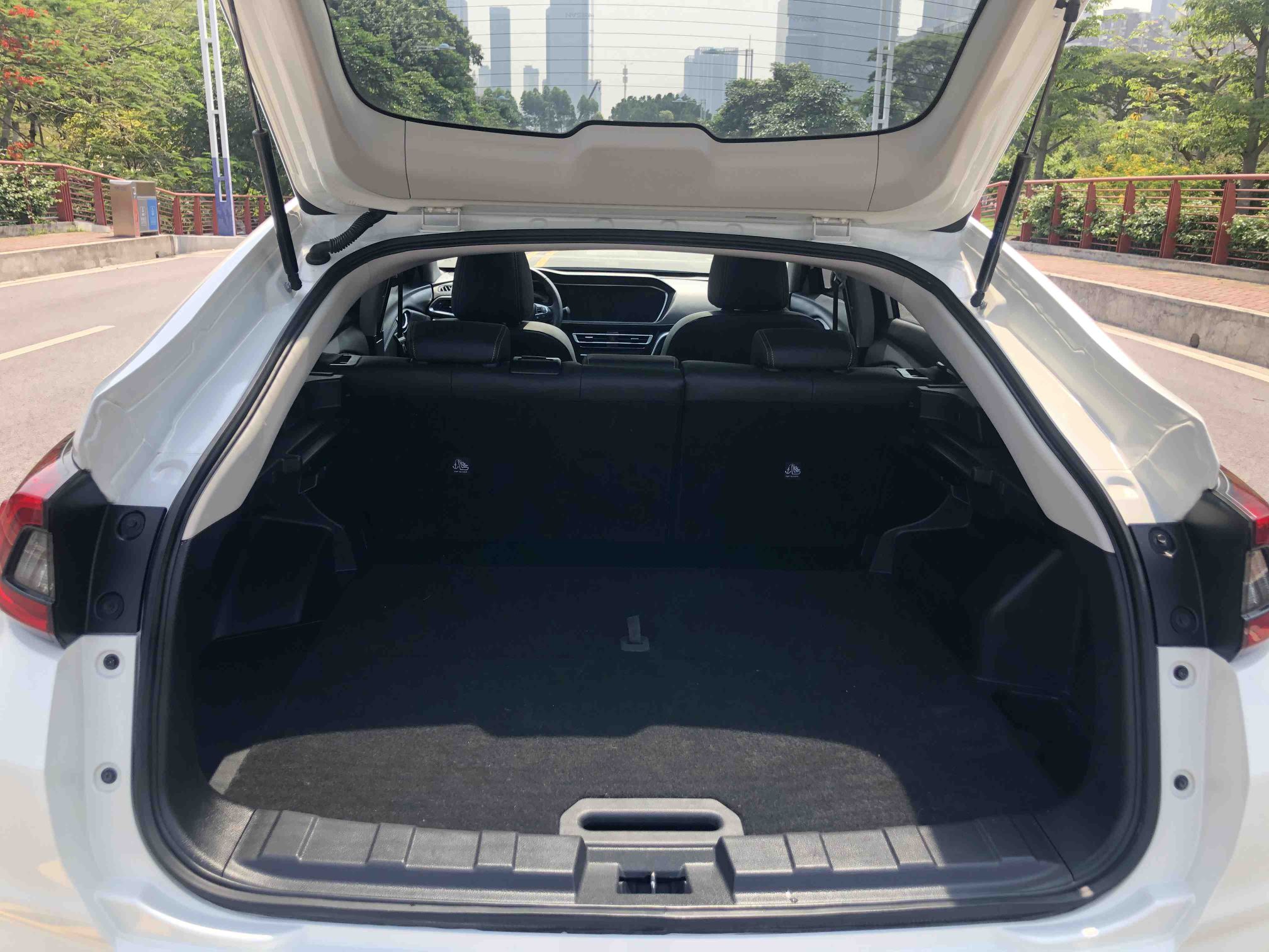 启辰t90 2020款 2.0l cvt智联畅行版