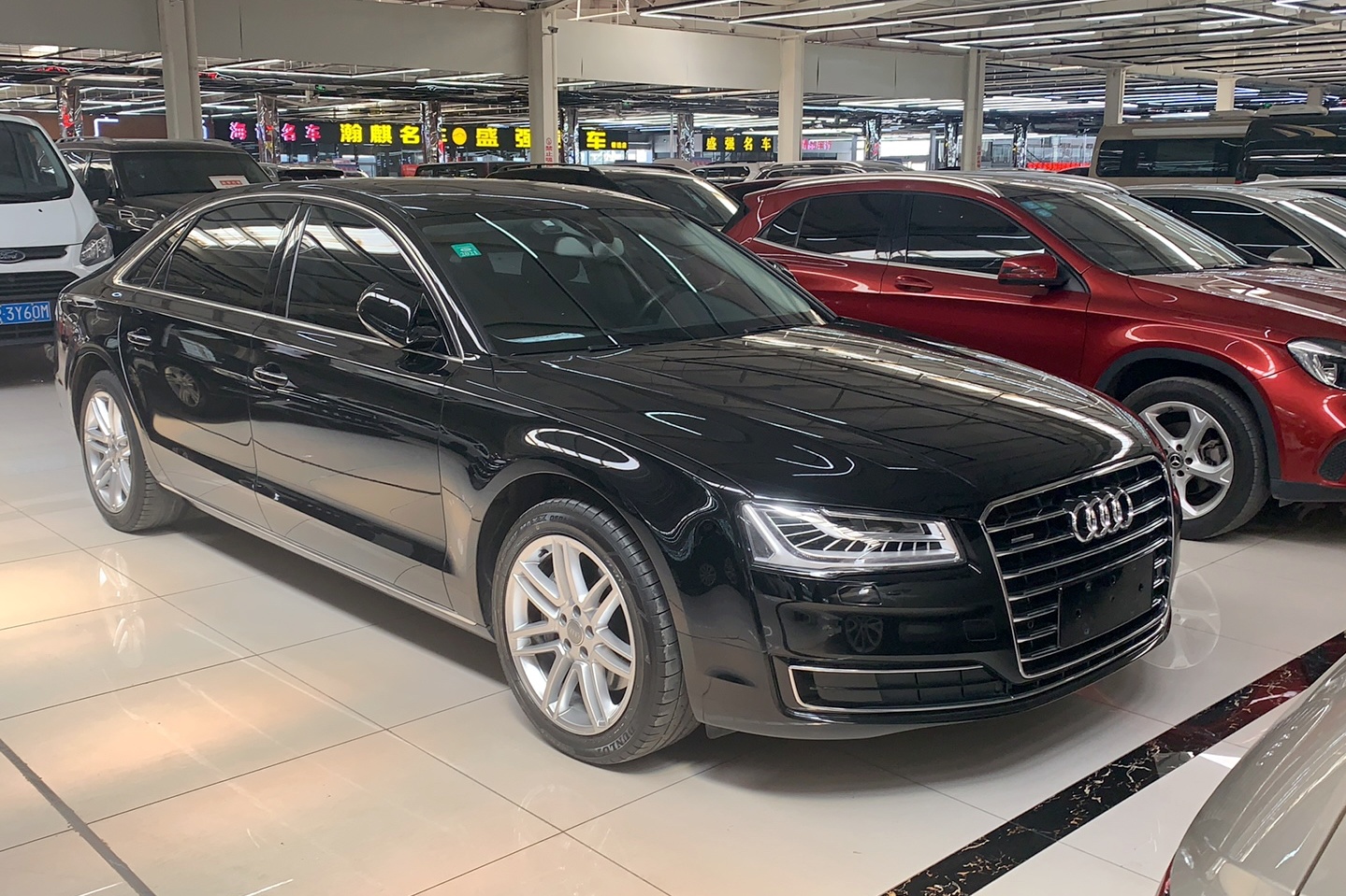 奥迪a8l 2017款 a8l 45 tfsi quattro舒适型(进口)