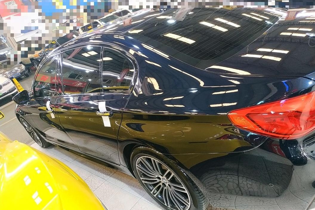 宝马5系 2018款 改款 530li 领先型 m运动套装