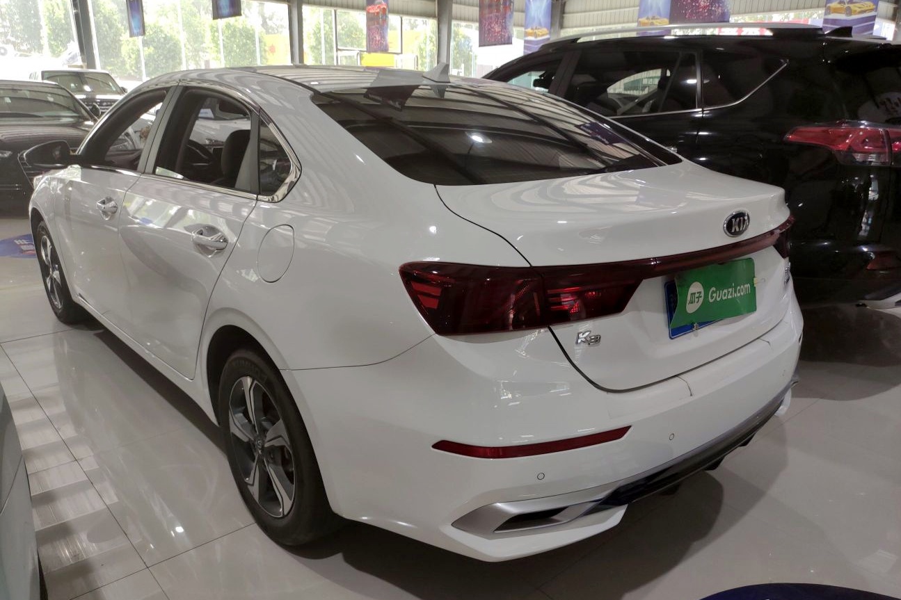 起亚k3 2020款 1.5l cvt新锐天窗版 基本信息