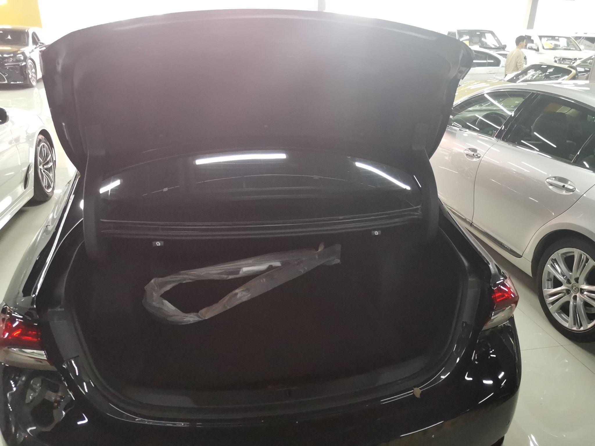 别克 君越 2020款 652t 豪华型 准新车0过户