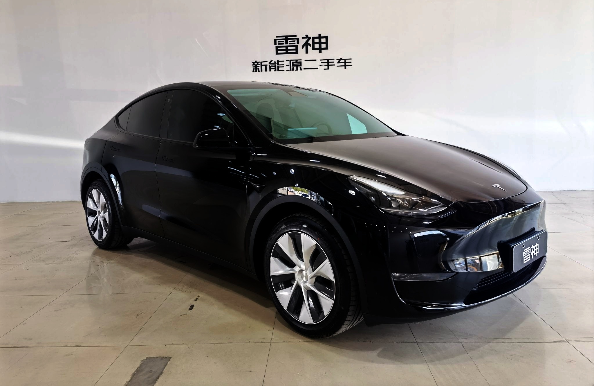 特斯拉 model y 2021款 长续航全轮驱动版