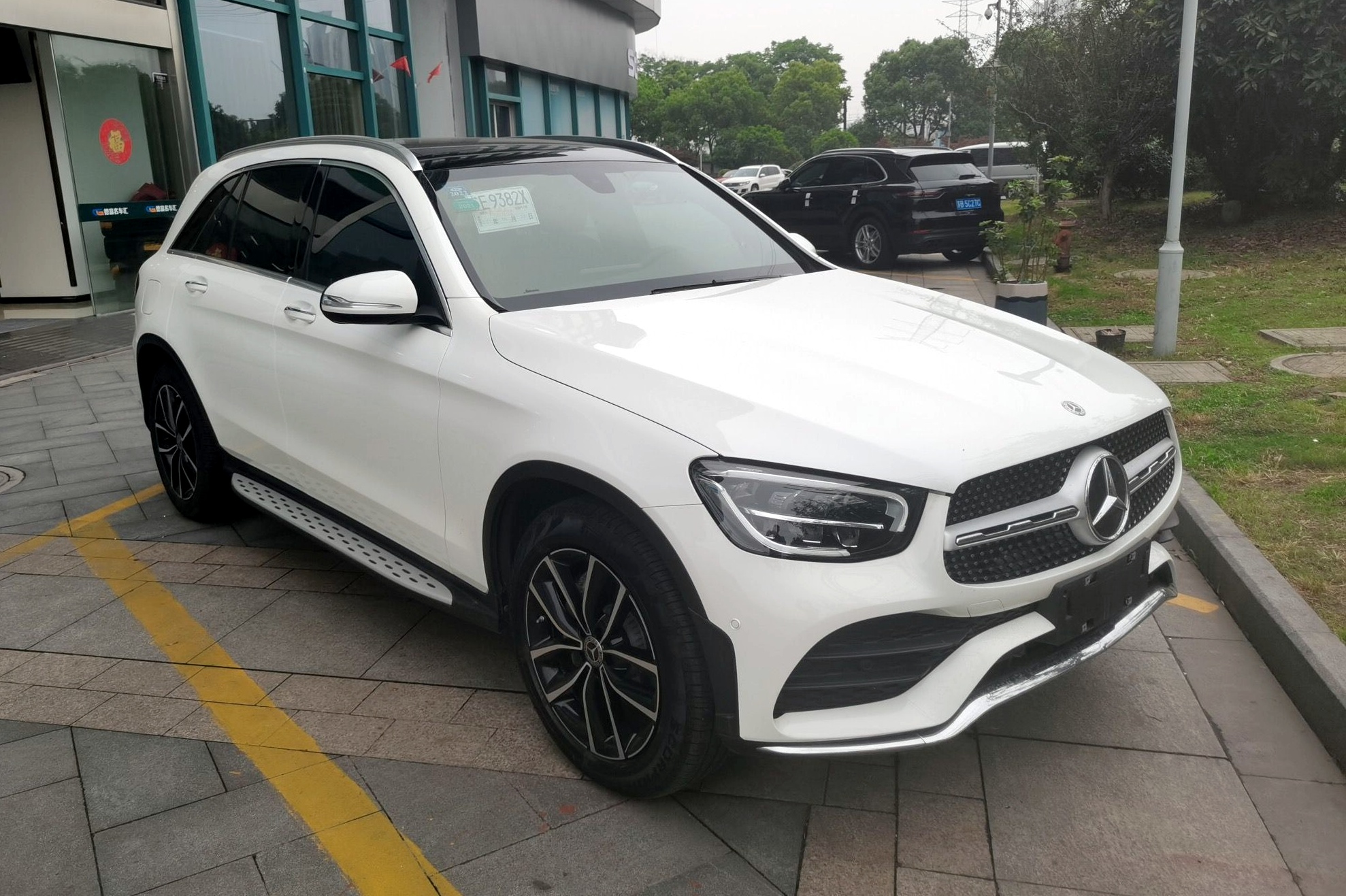 奔驰glc级 2020款 改款 glc 260 l 4matic 豪华型