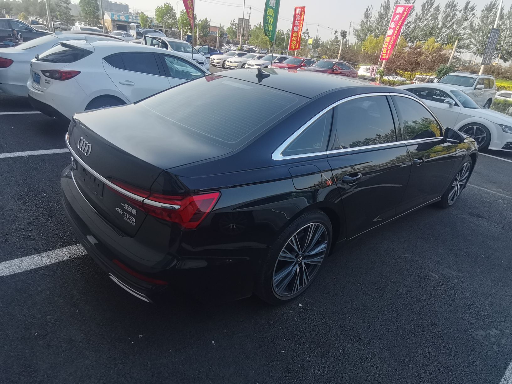 奥迪a6l 2019款 45 tfsi quattro 臻选动感型