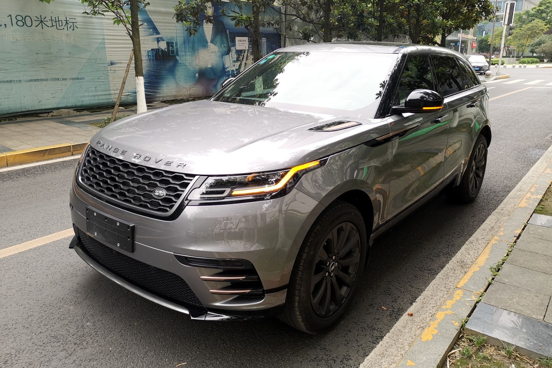 路虎 揽胜星脉 2020款 p340 r-dynamic s(进口)