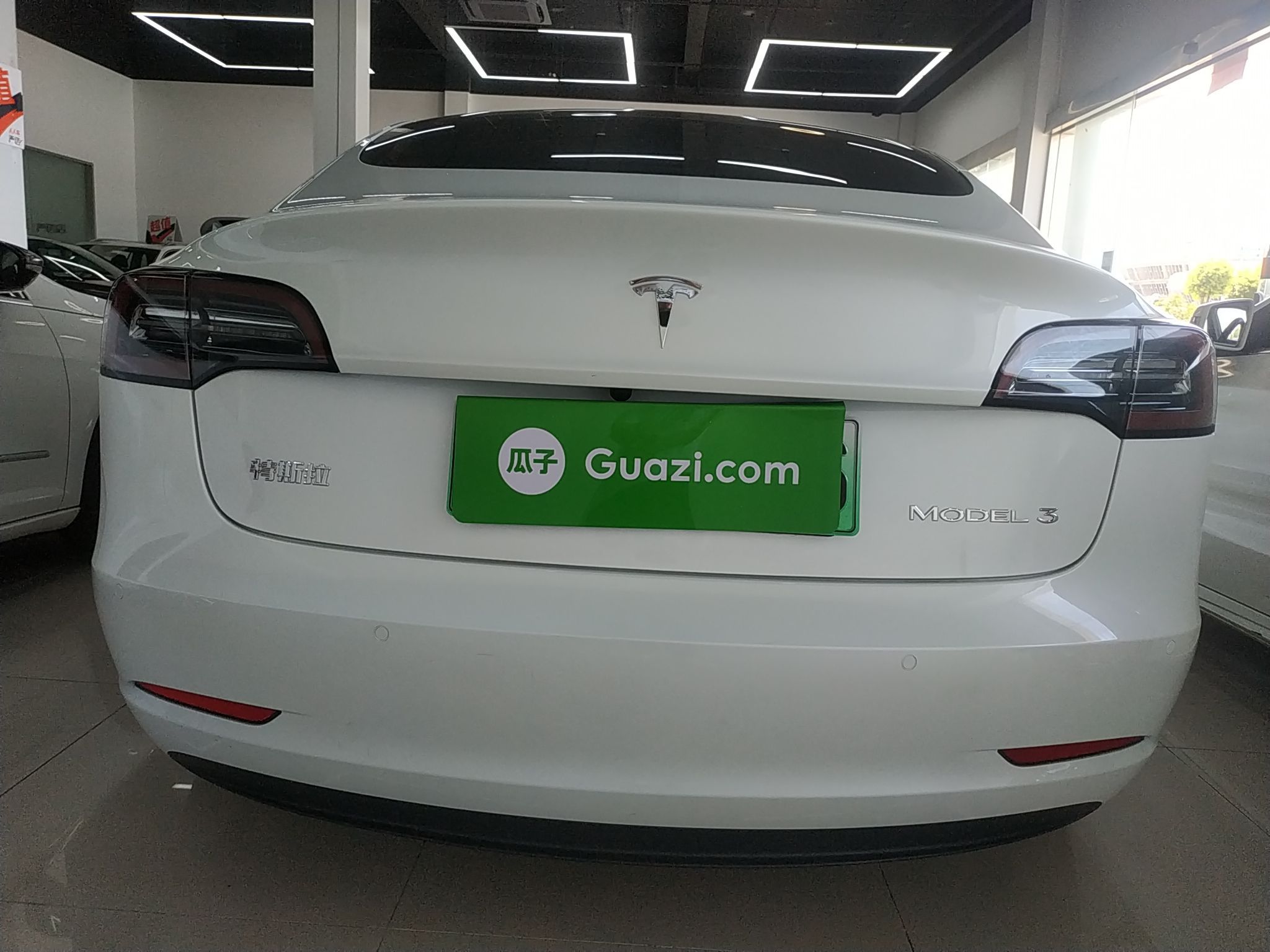 3>特斯拉model32019款自动标准续航升级版纯电动> 询问最低价>或拔打