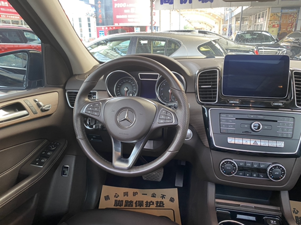 奔驰gle级 gle320 [进口] 2018款 3.0t 自动 豪华型臻藏版