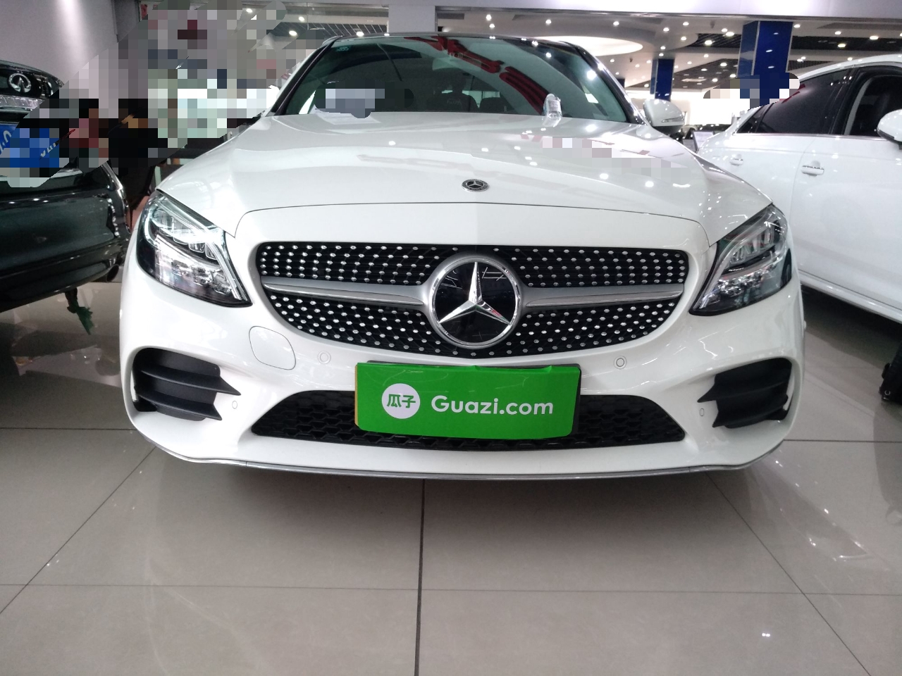奔驰c级c260l2020款15t自动运动版国Ⅵ