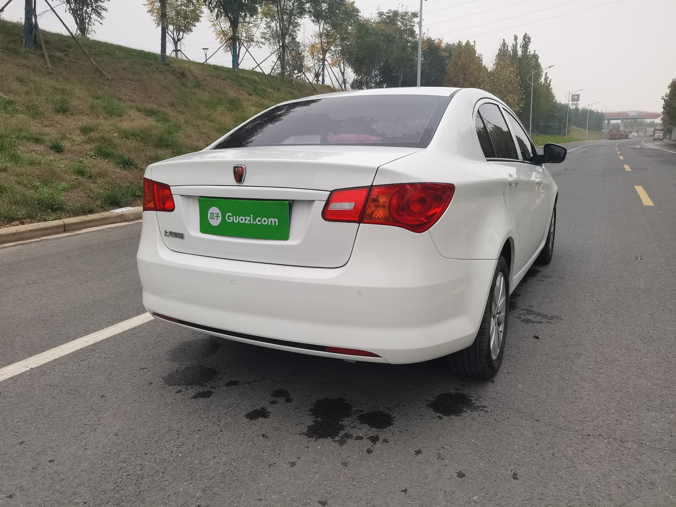 荣威350 2015款 1.5L 自动豪华天窗版车身外观6010