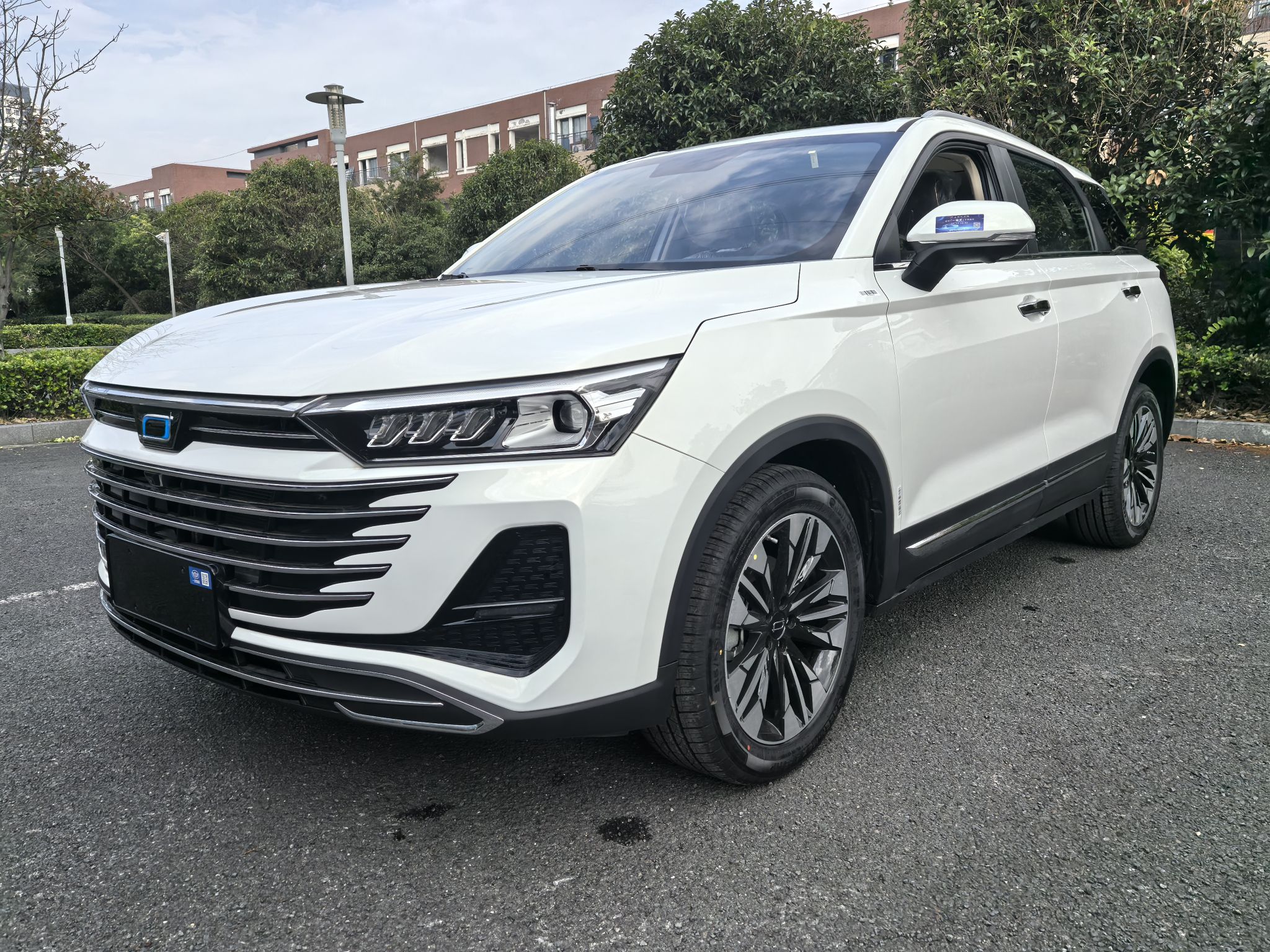 奔腾T77 2023款 1.5T 自动豪华型