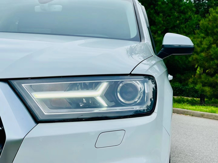 奥迪Q7 2016款 45 TFSI 技术型局部细节9005