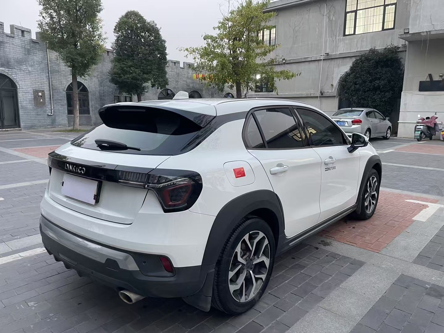 领克02 2018款 1.5T DCT两驱劲版 国V车身外观6006