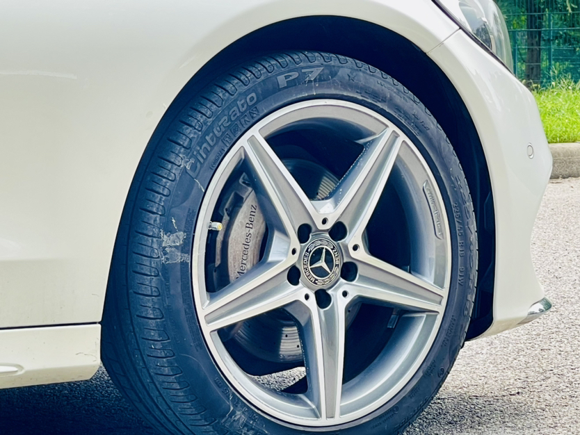 奔驰C级(进口) 2018款 C 200 旅行轿车局部细节9015