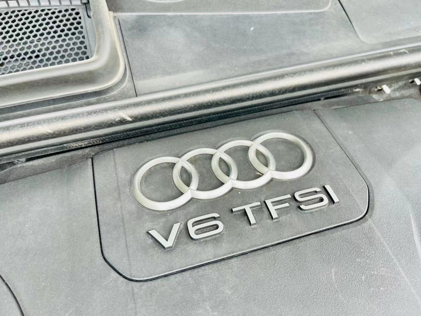 奥迪Q7 2016款 45 TFSI 技术型局部细节9002