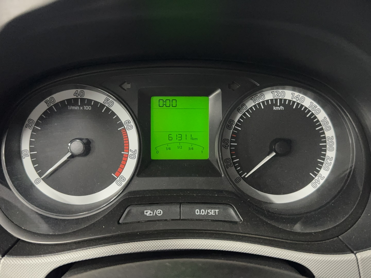 斯柯达 晶锐 2017款 1.4L 自动车享版中控内饰15