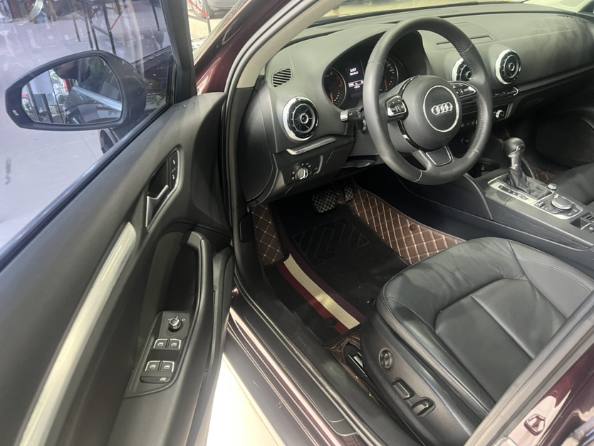 奥迪A3 2015款 Limousine 35 TFSI 百万纪念舒享型中控内饰7003