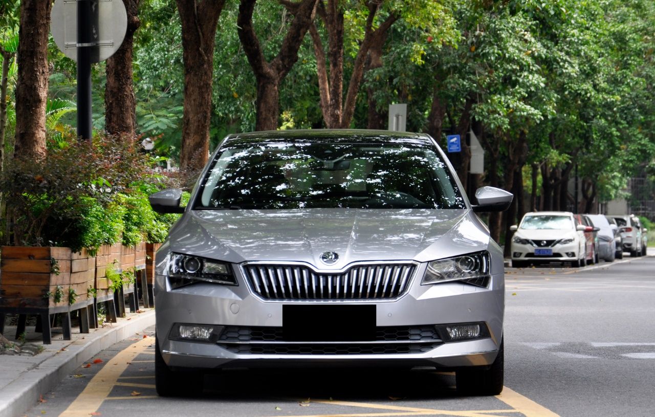 斯柯达 速派 2016款 TSI330 DSG智行版车身外观6002